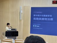 點選照片右側觀看下一張