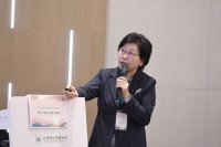 點選照片右側觀看下一張